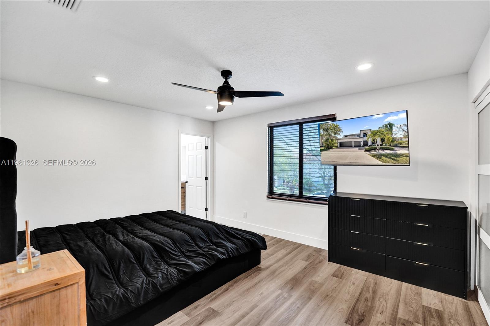 13076 NW 14th St Pembroke Pines, FL 33028