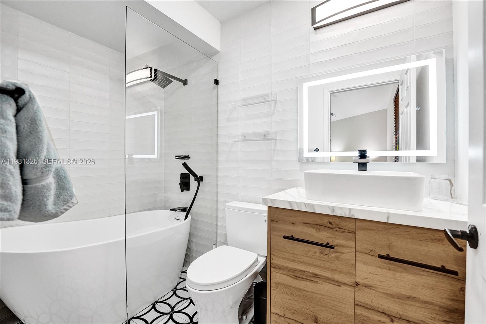 13076 NW 14th St Pembroke Pines, FL 33028