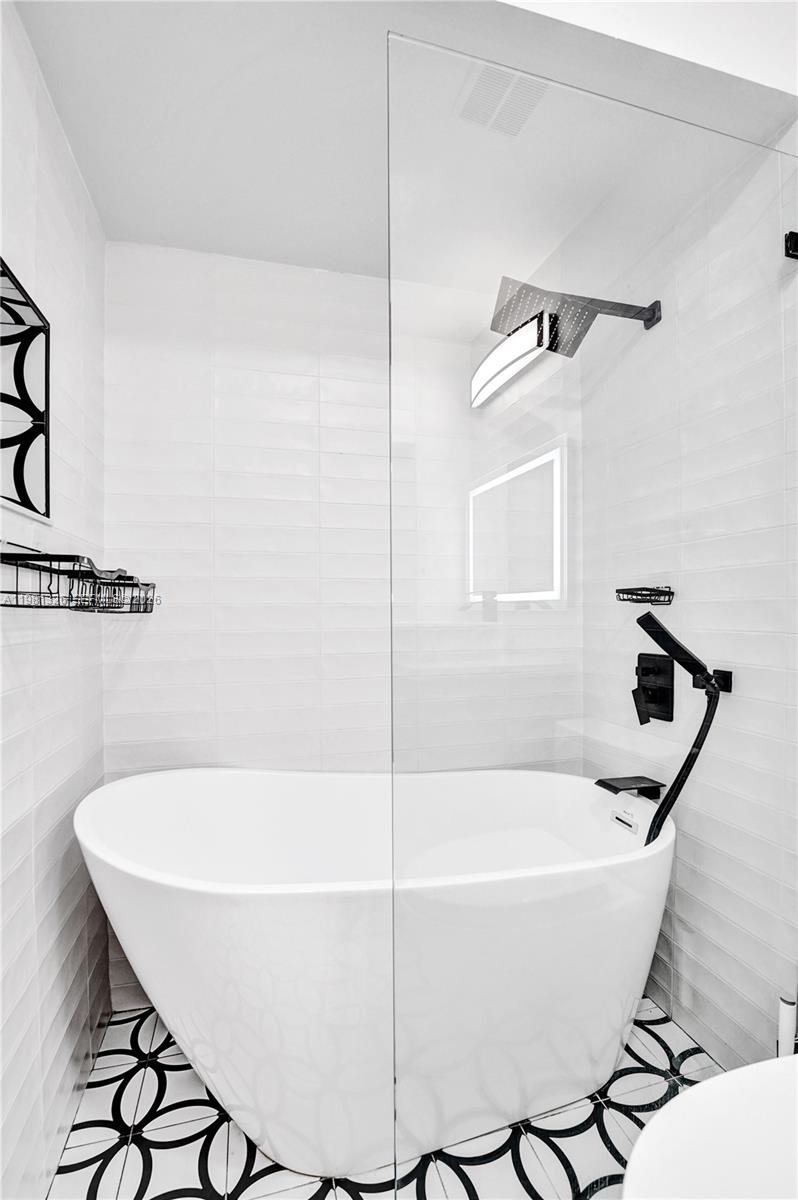 13076 NW 14th St Pembroke Pines, FL 33028