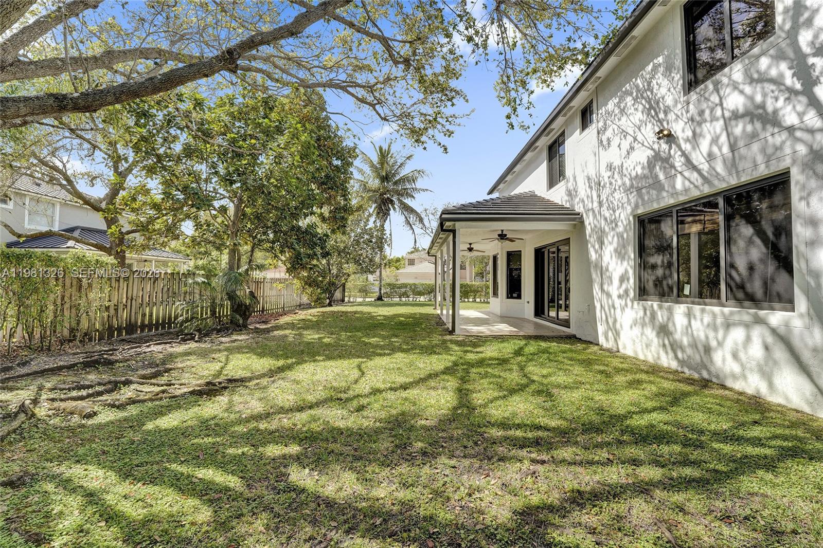 13076 NW 14th St Pembroke Pines, FL 33028