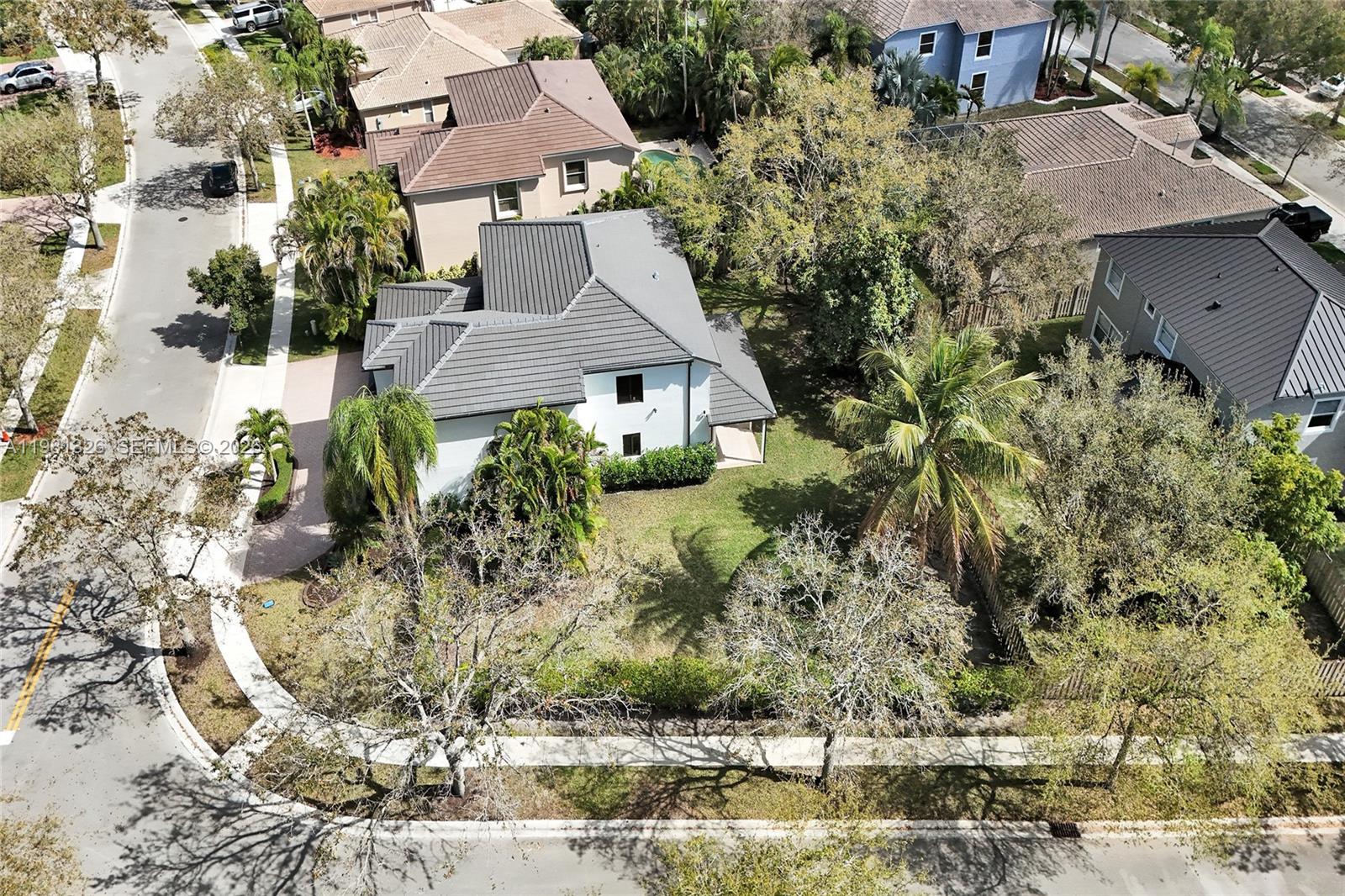 13076 NW 14th St Pembroke Pines, FL 33028