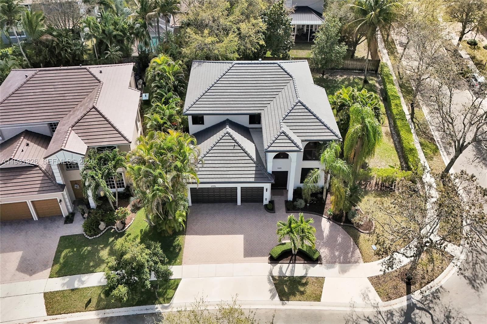 13076 NW 14th St Pembroke Pines, FL 33028