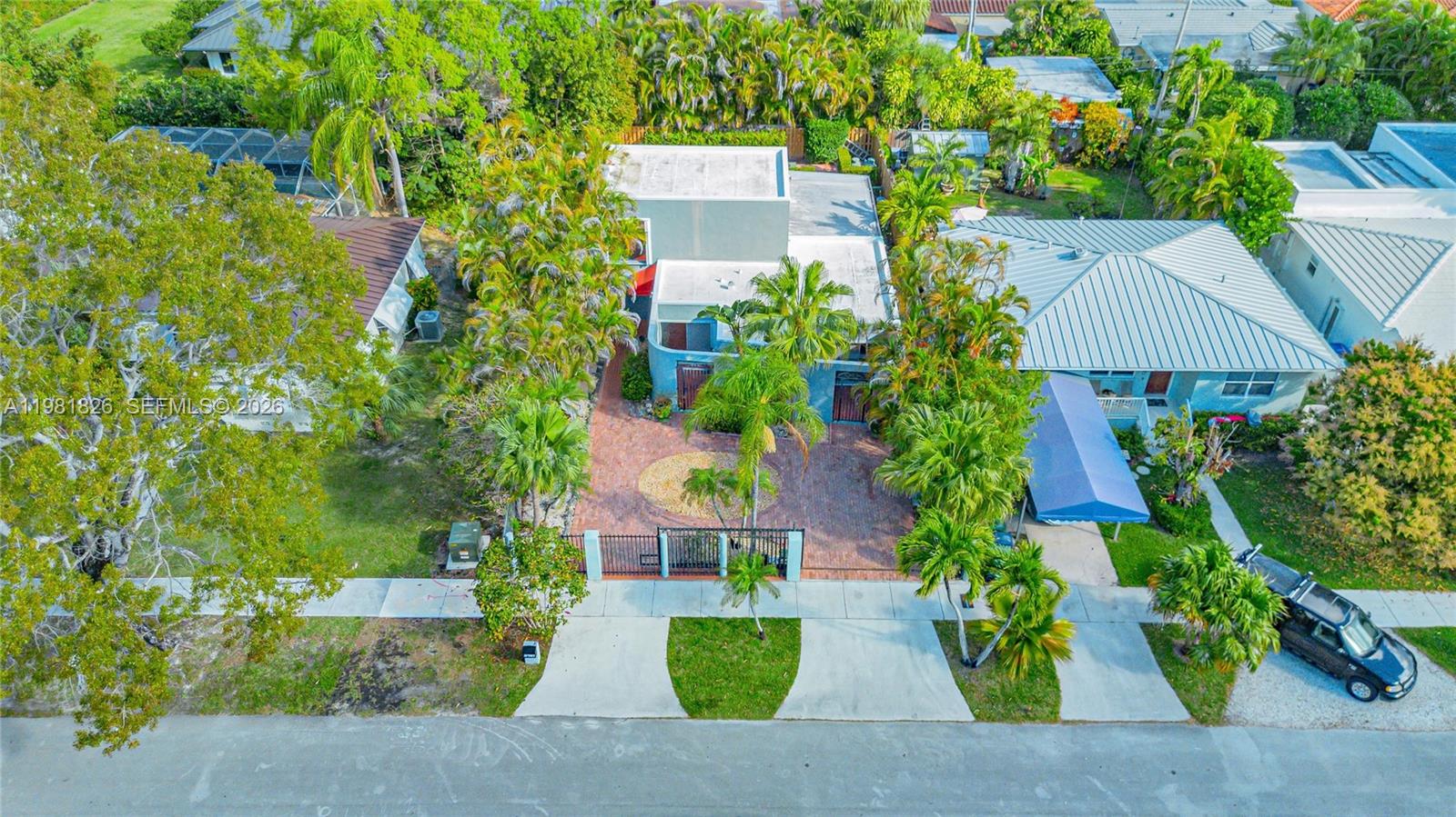 5747 SW 55th St Miami, FL 33155