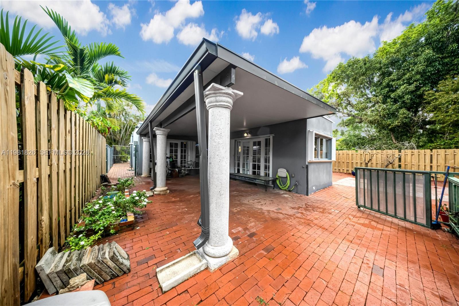 5747 SW 55th St Miami, FL 33155