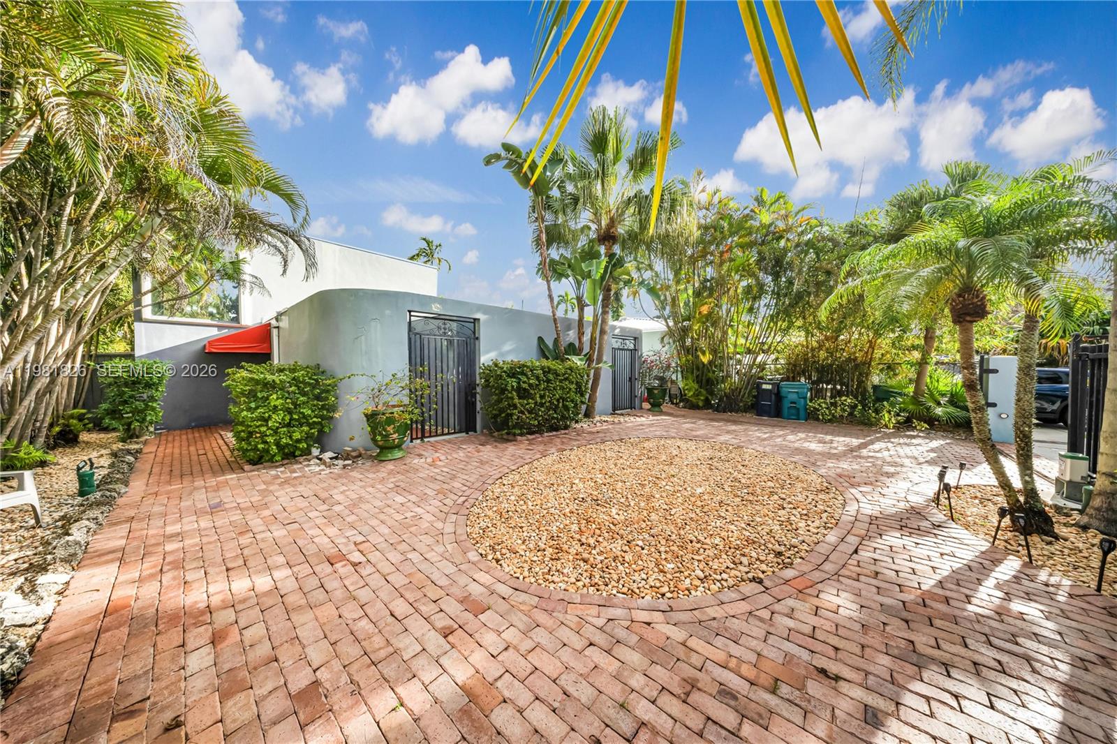 5747 SW 55th St Miami, FL 33155