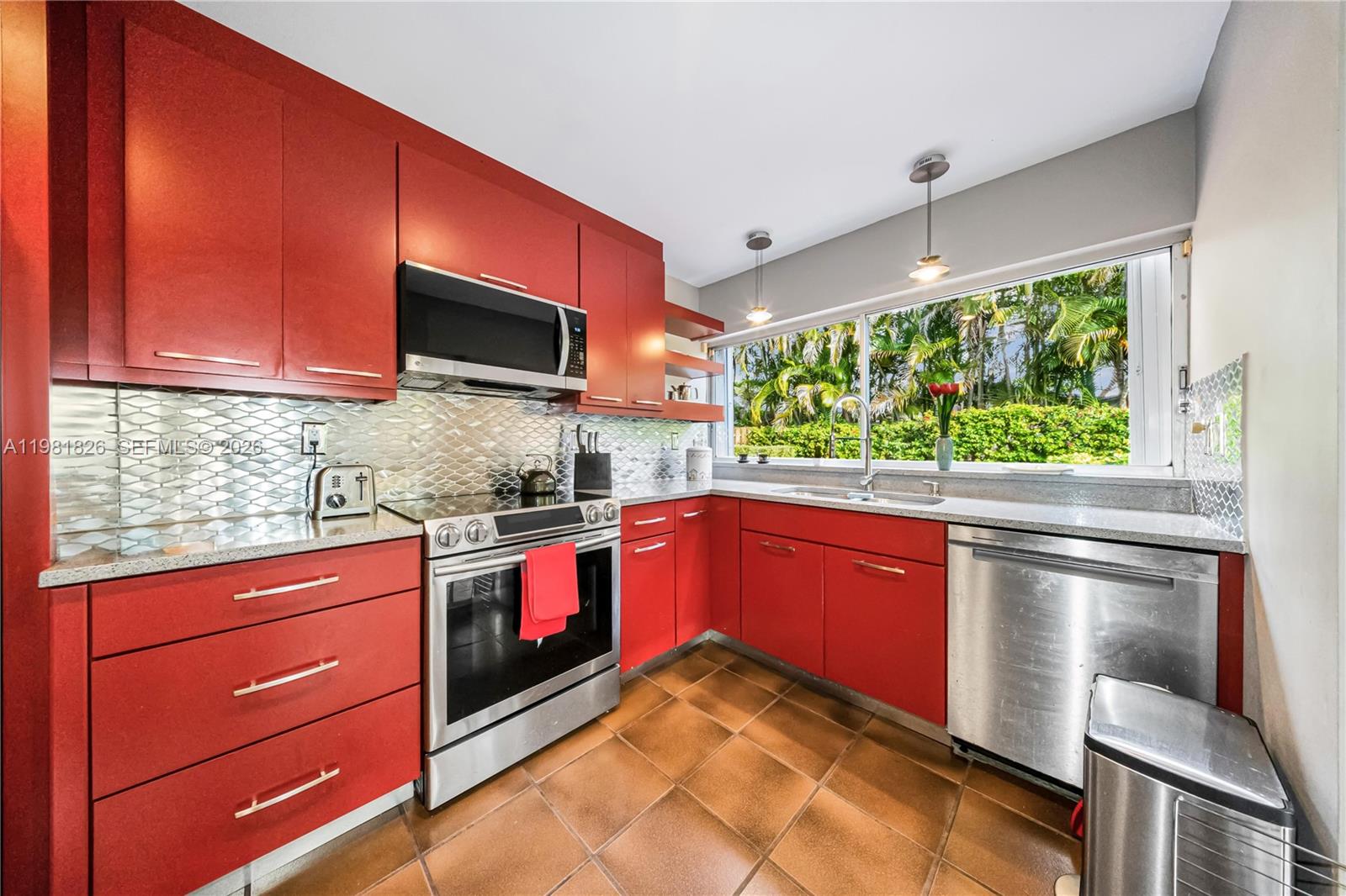 5747 SW 55th St Miami, FL 33155