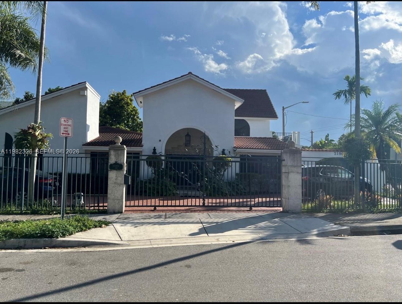 2190 SW 22th Ter Miami, FL 33145