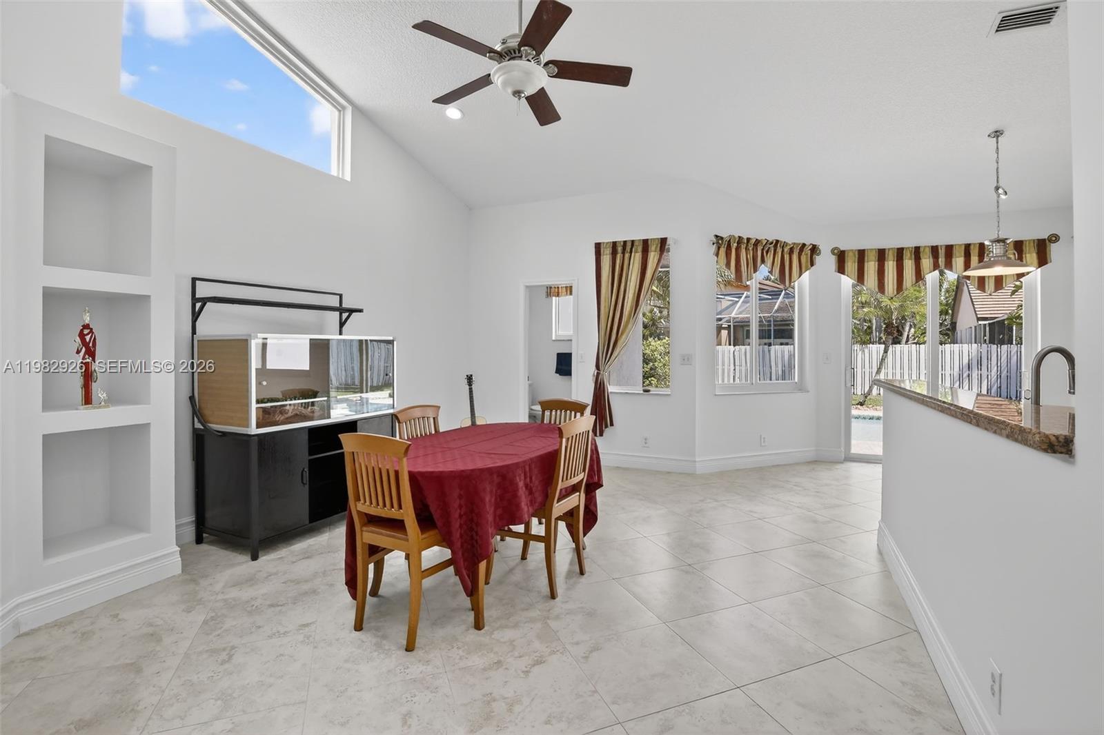 1583 NW 182nd Way Pembroke Pines, FL 33029