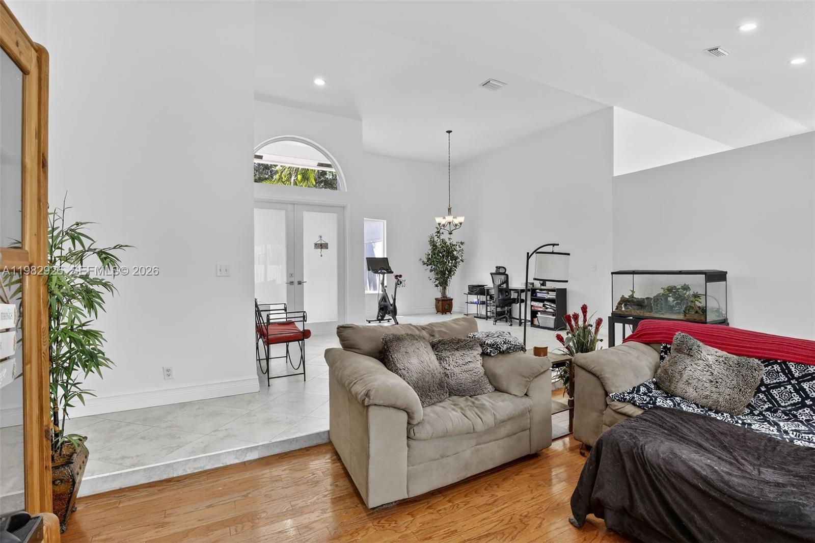 1583 NW 182nd Way Pembroke Pines, FL 33029