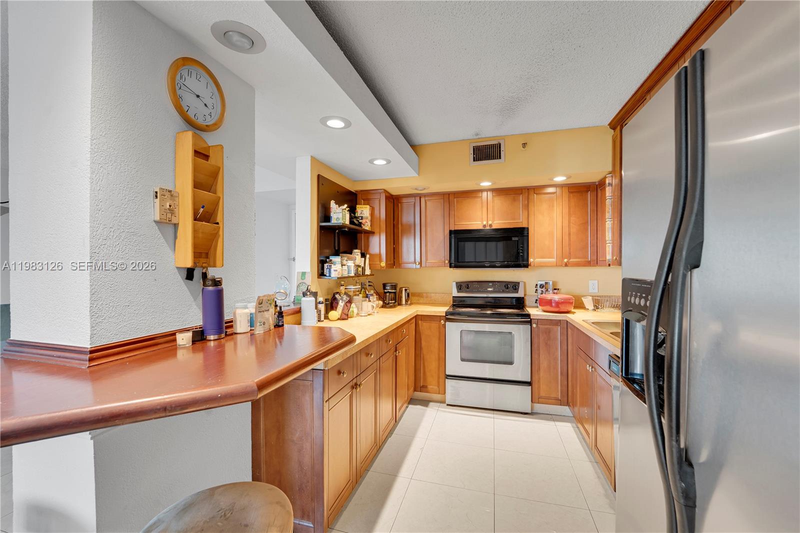 919 Hillcrest Dr #704