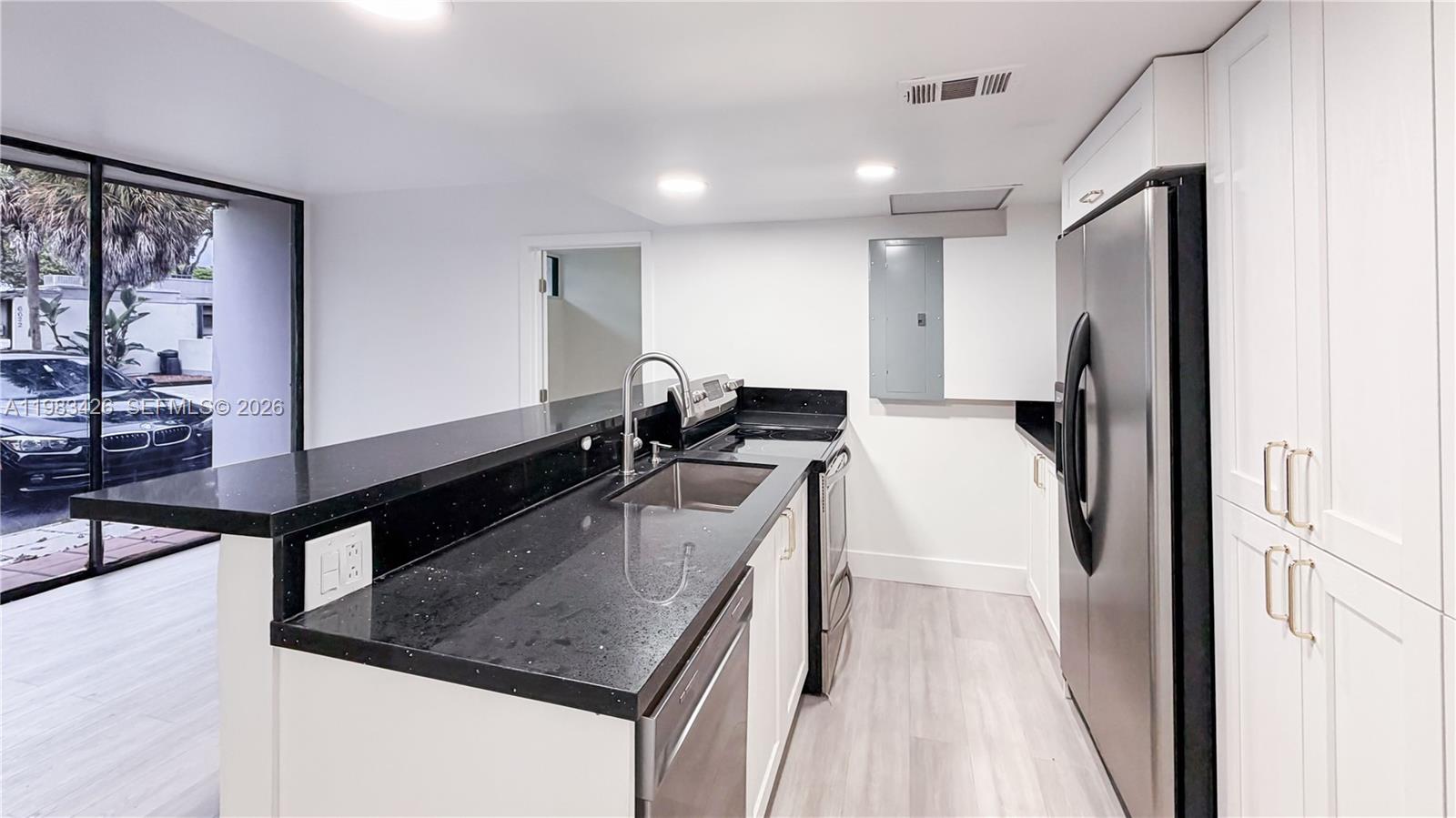 6610 E Miami Lks Dr Miami Lakes, FL 33014