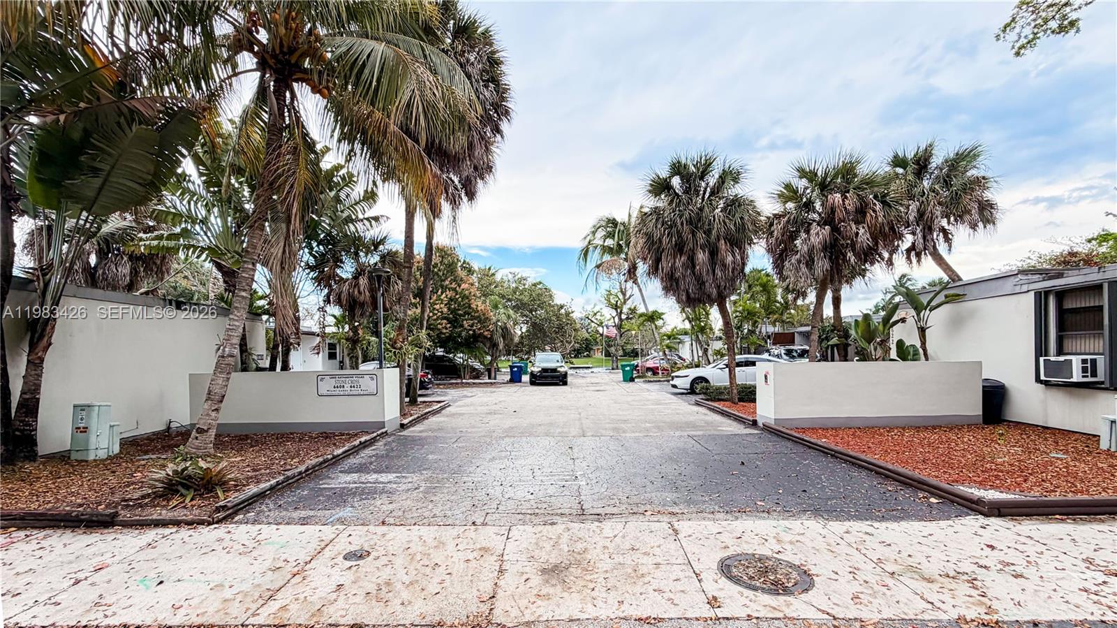 6610 E Miami Lks Dr Miami Lakes, FL 33014