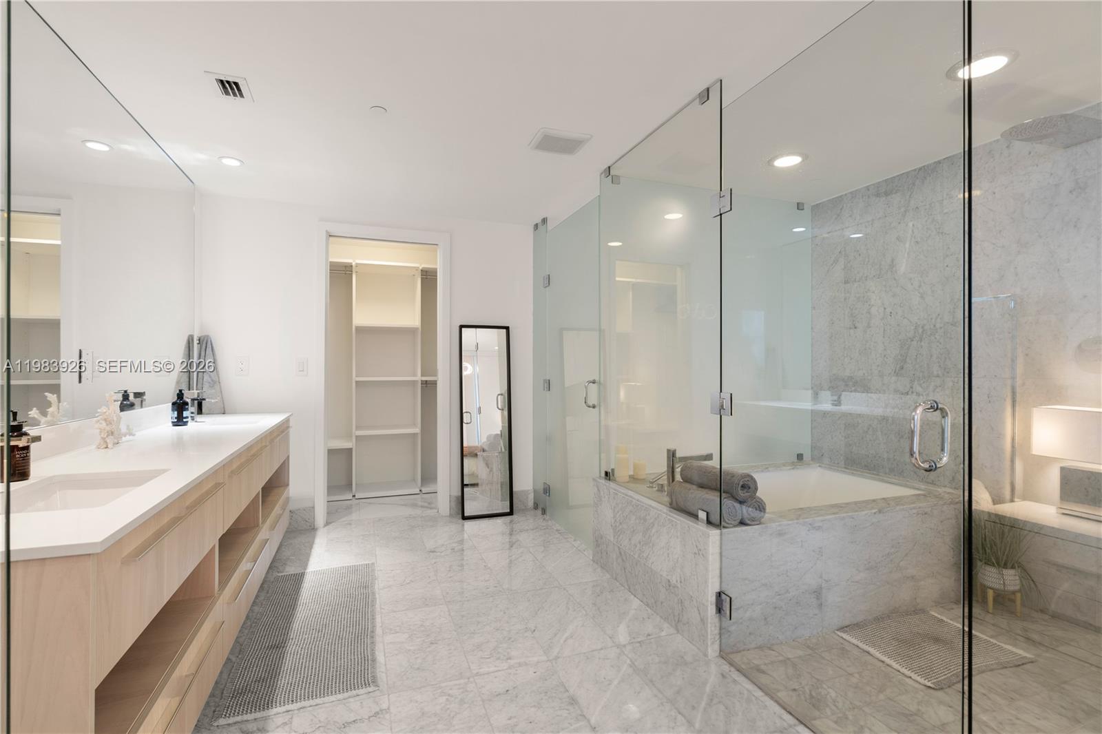 3131 NE 7th Ave #1202 Miami, FL 33137