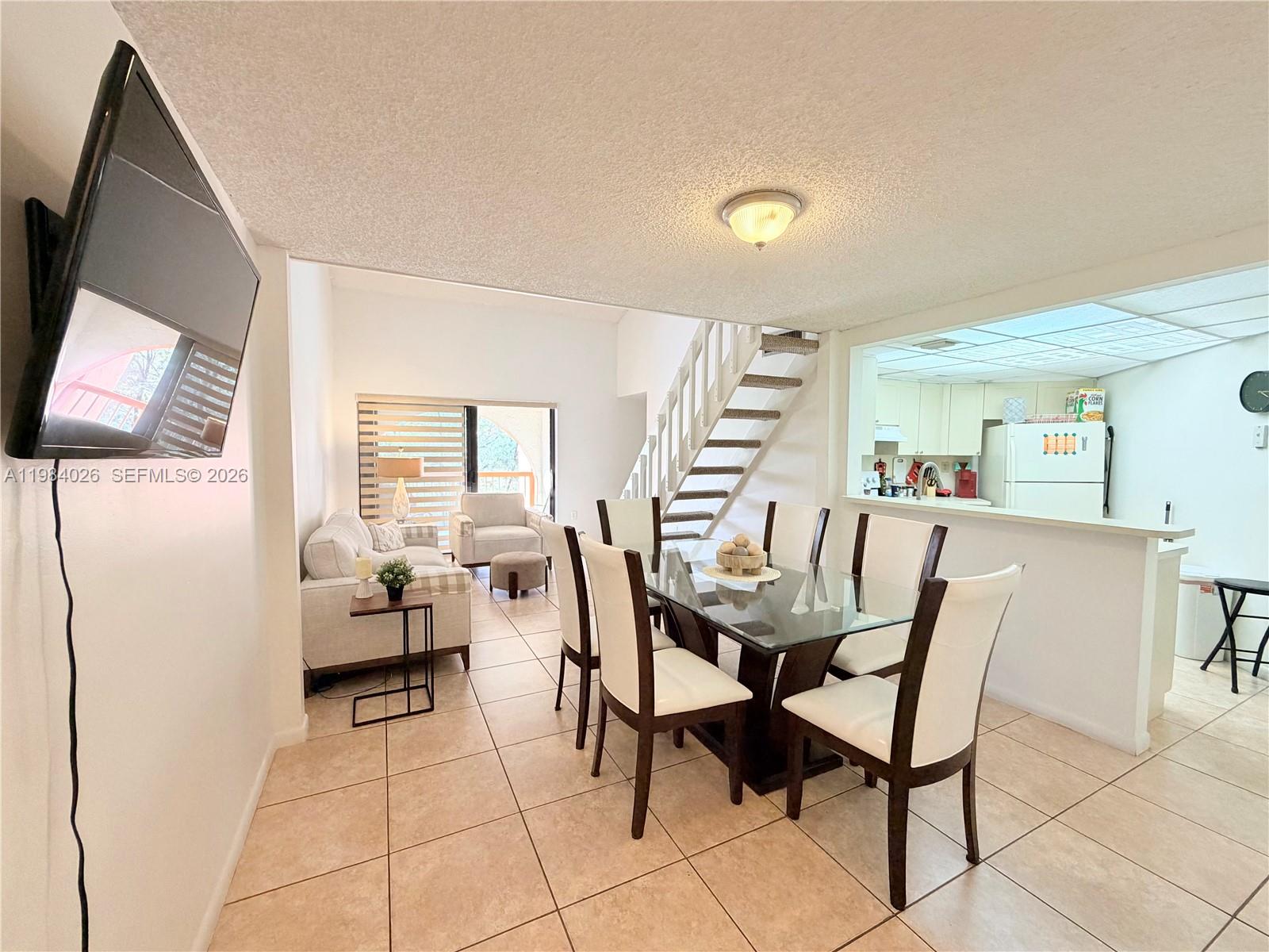 10233 NW 9th St #206-1