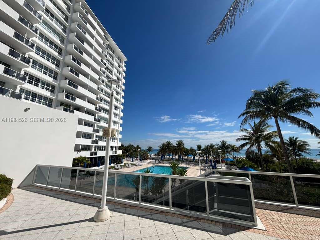 100 Lincoln Rd #825 Miami Beach, FL 33139