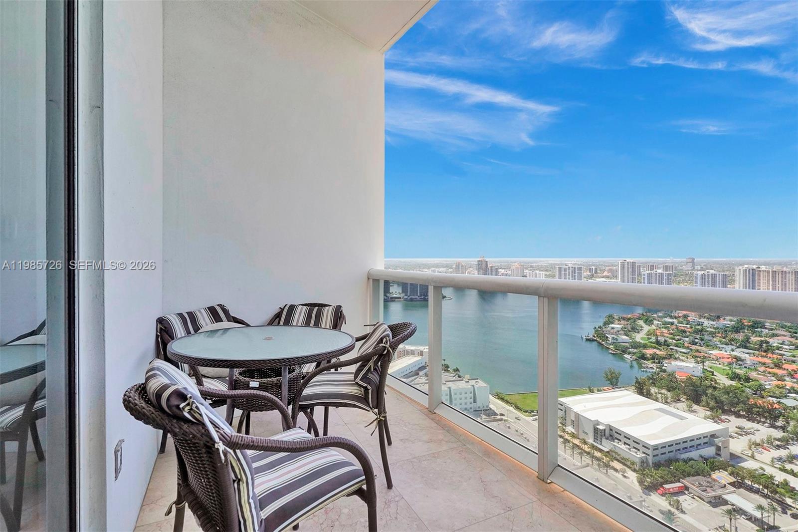 18101 Collins Ave #5108 Sunny Isles Beach, FL 33160