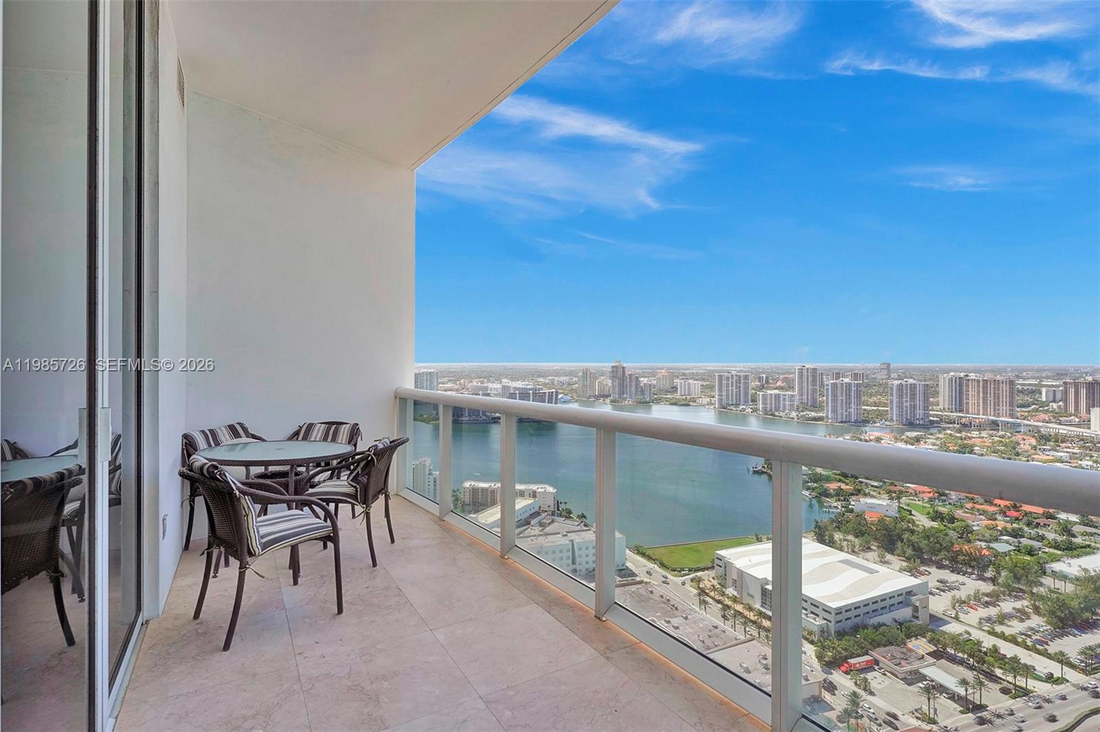 18101 Collins Ave #5108 Sunny Isles Beach, FL 33160