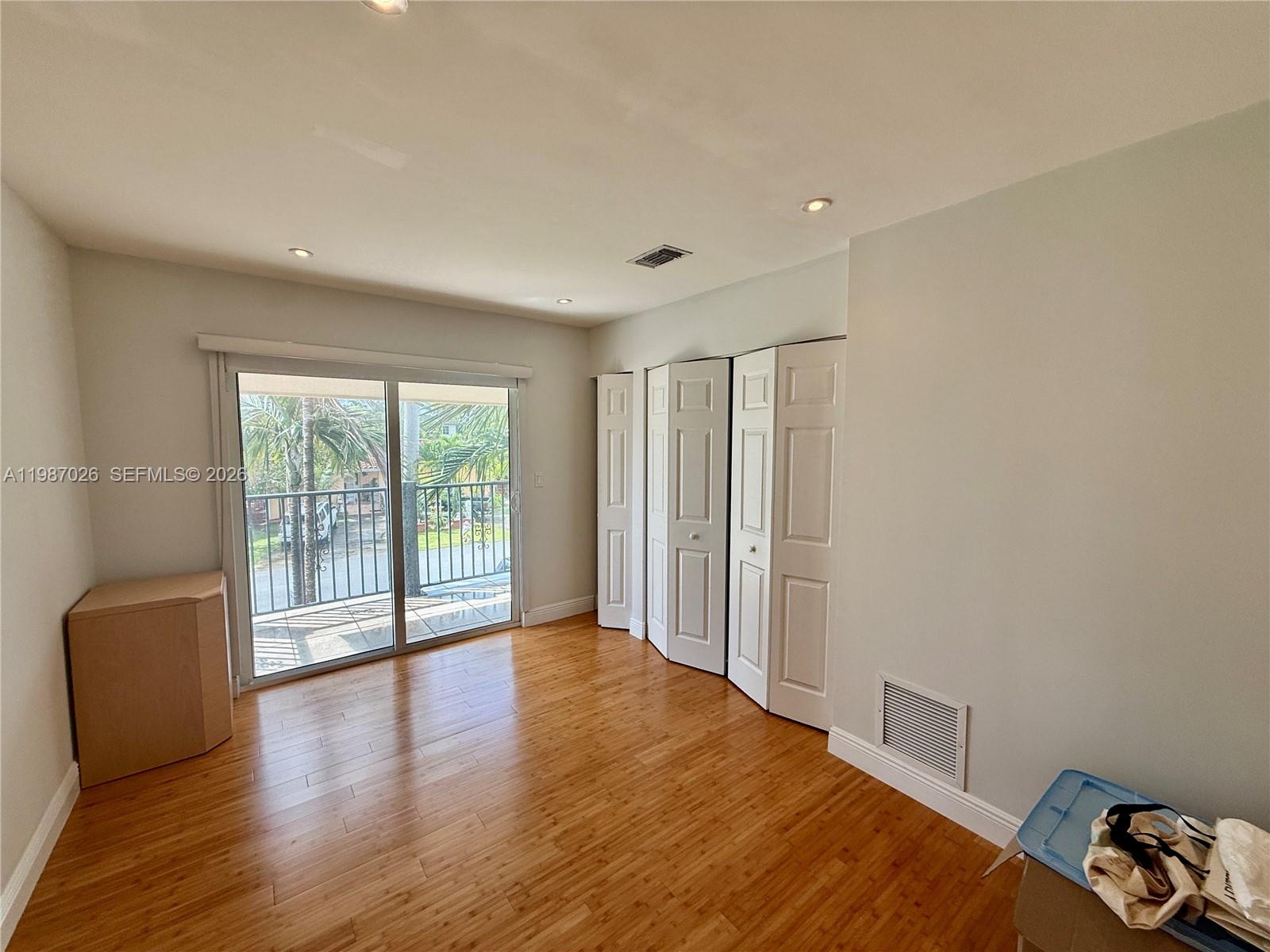 211 189th Ter Sunny Isles Beach, FL 33160