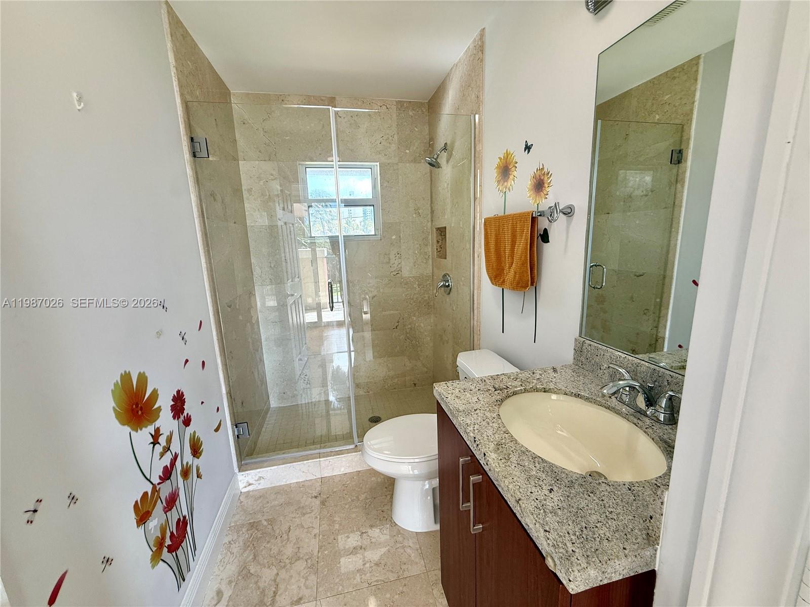 211 189th Ter Sunny Isles Beach, FL 33160