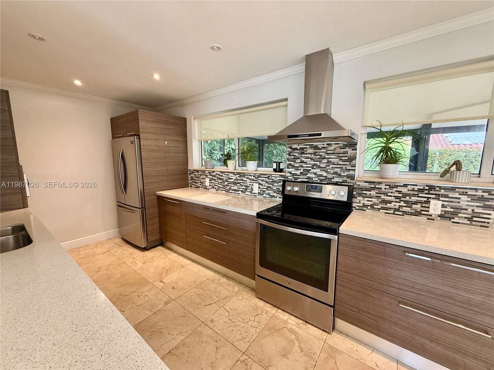 211 189th Ter Sunny Isles Beach, FL 33160