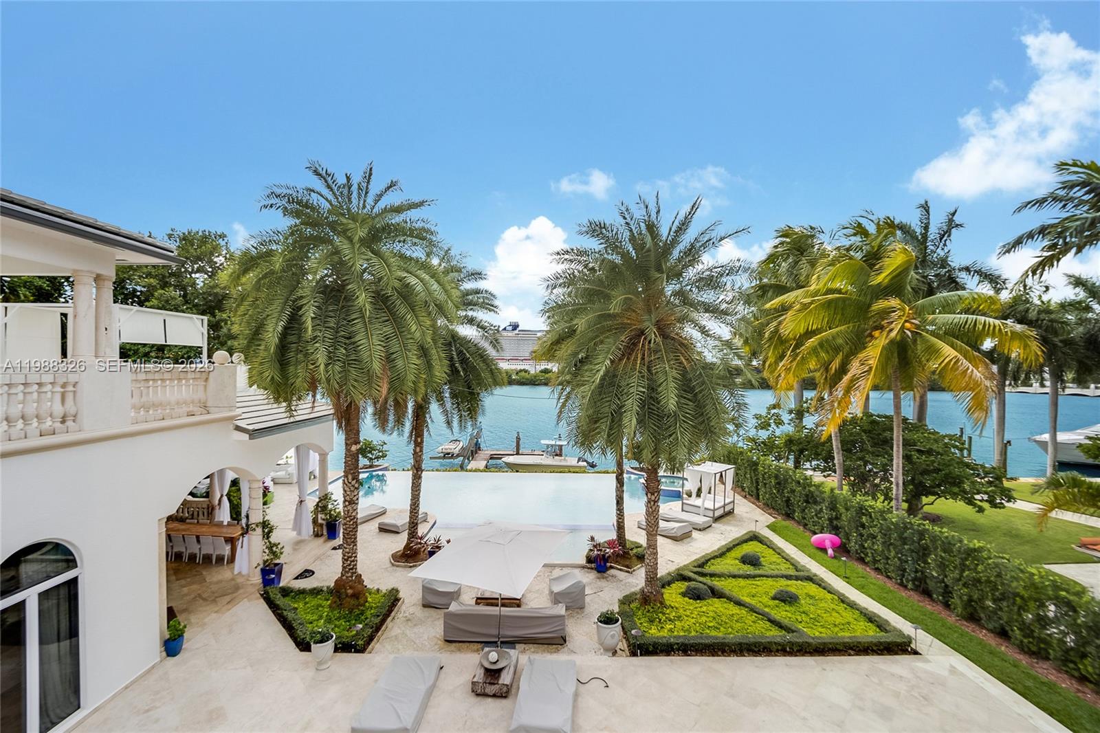 100 Palm Ave Miami Beach, FL 33139