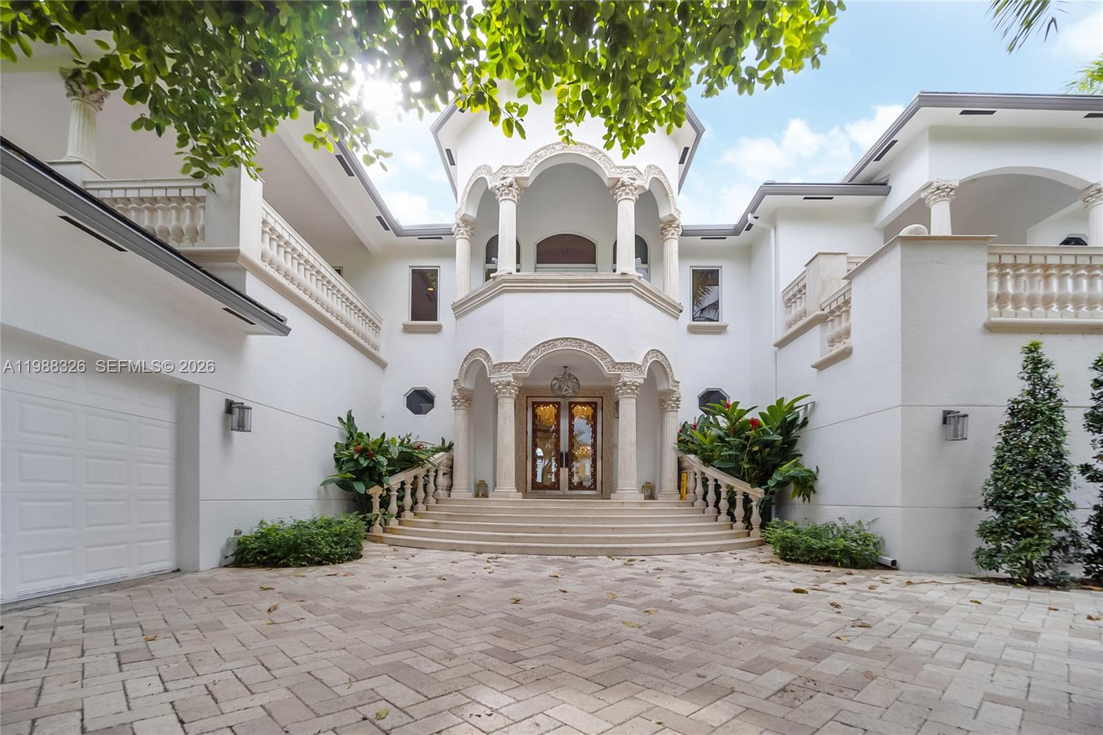 100 Palm Ave Miami Beach, FL 33139