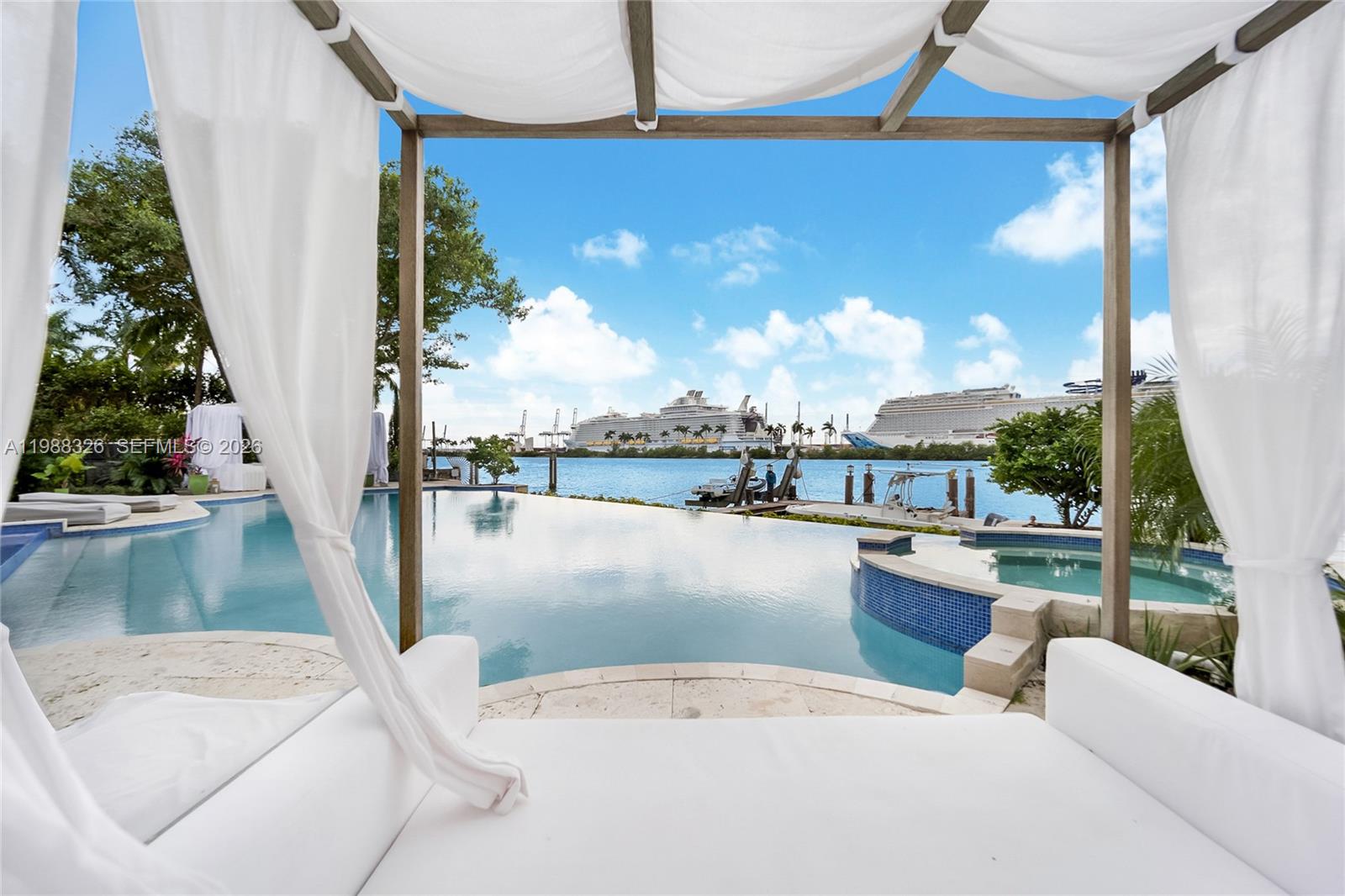 100 Palm Ave Miami Beach, FL 33139