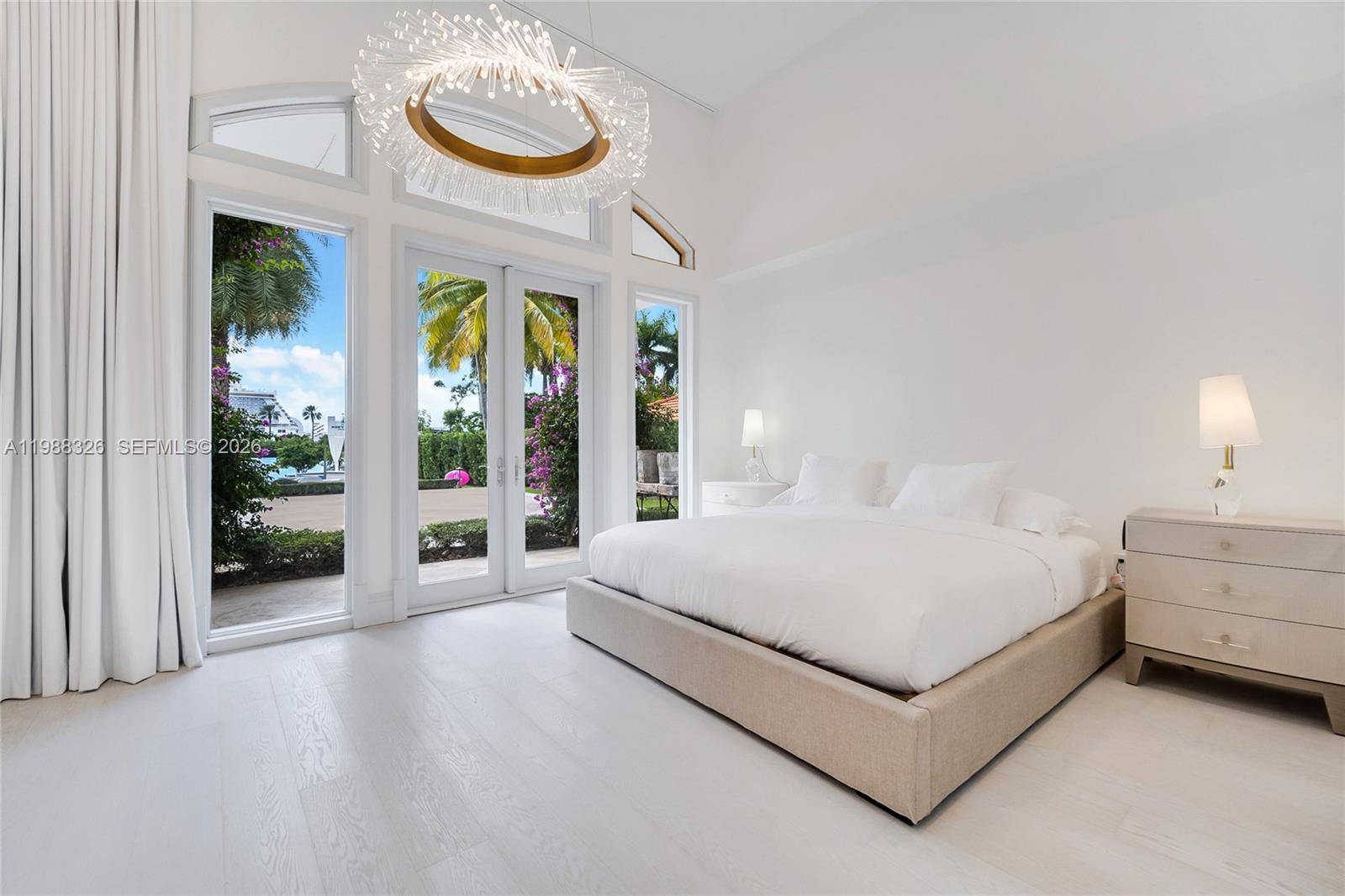 100 Palm Ave Miami Beach, FL 33139