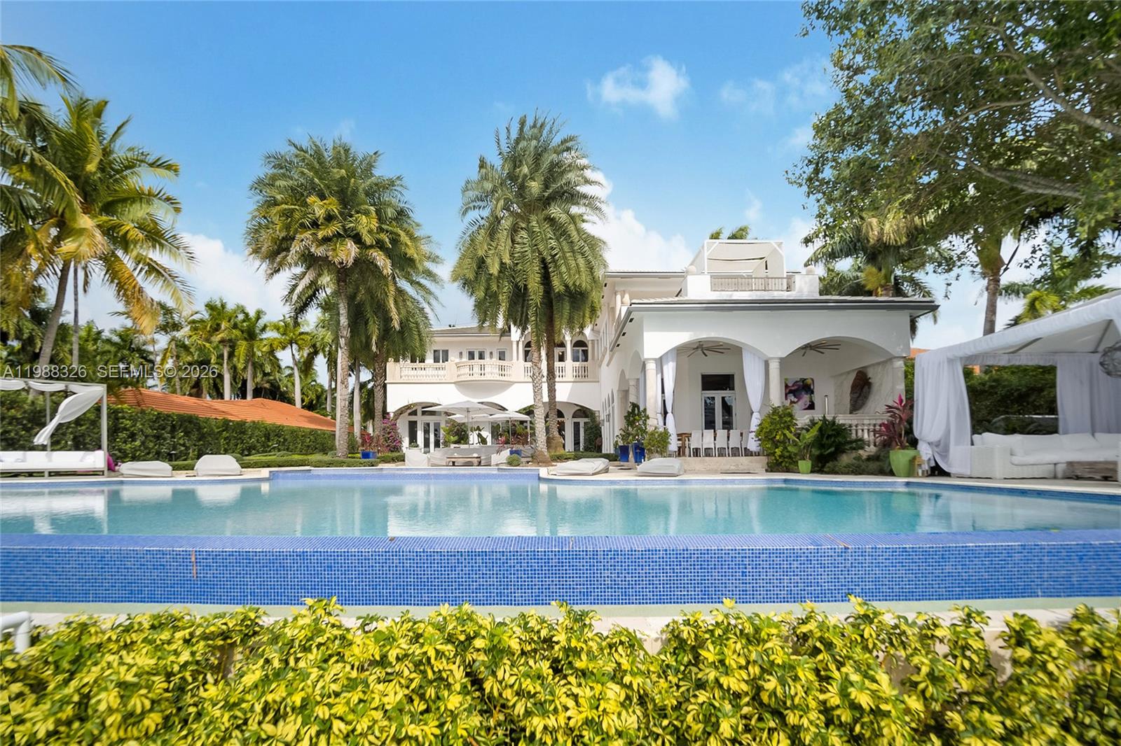 100 Palm Ave Miami Beach, FL 33139