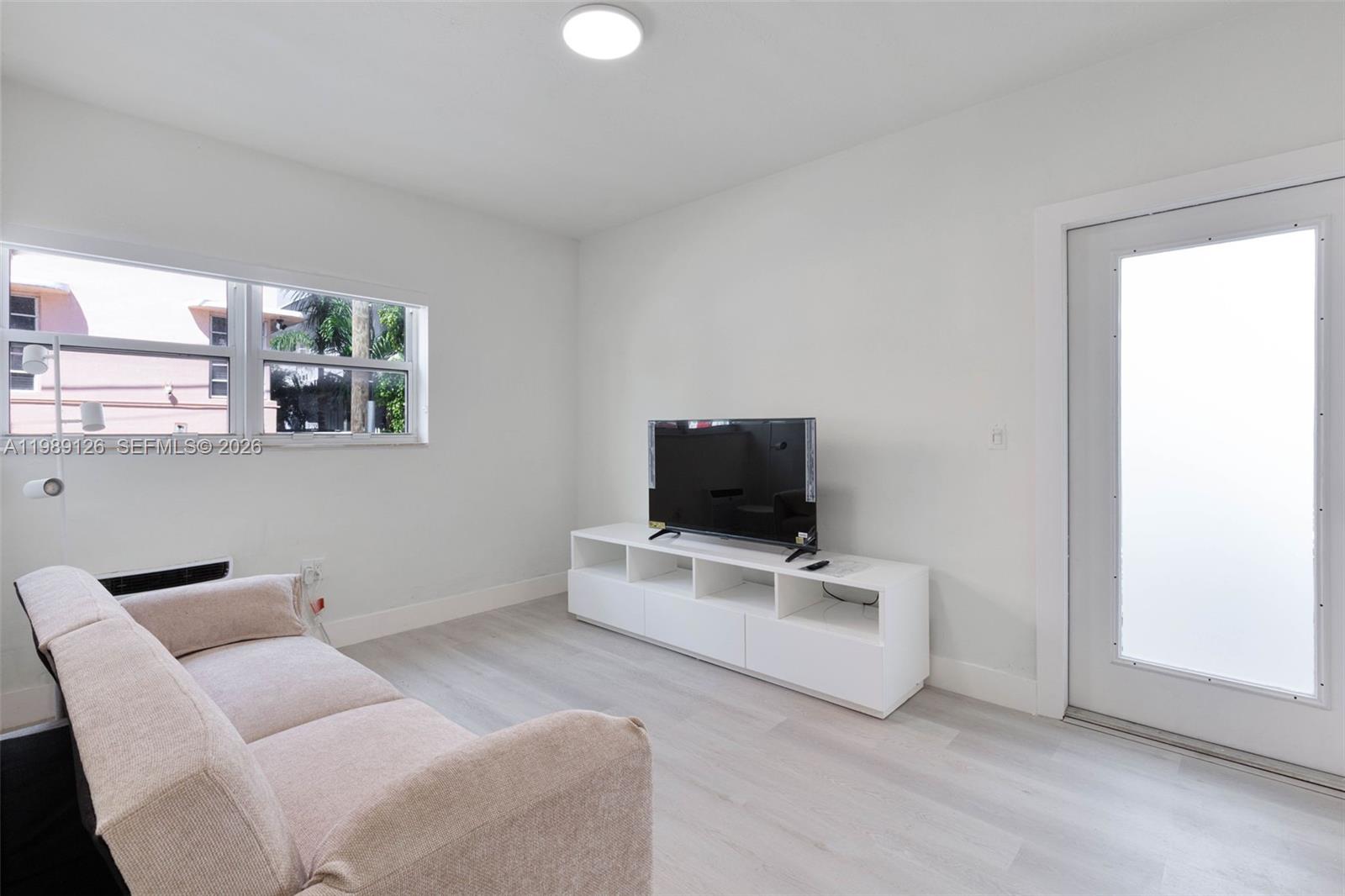 1228 Pennsylvania Ave #7 Miami Beach, FL 33139