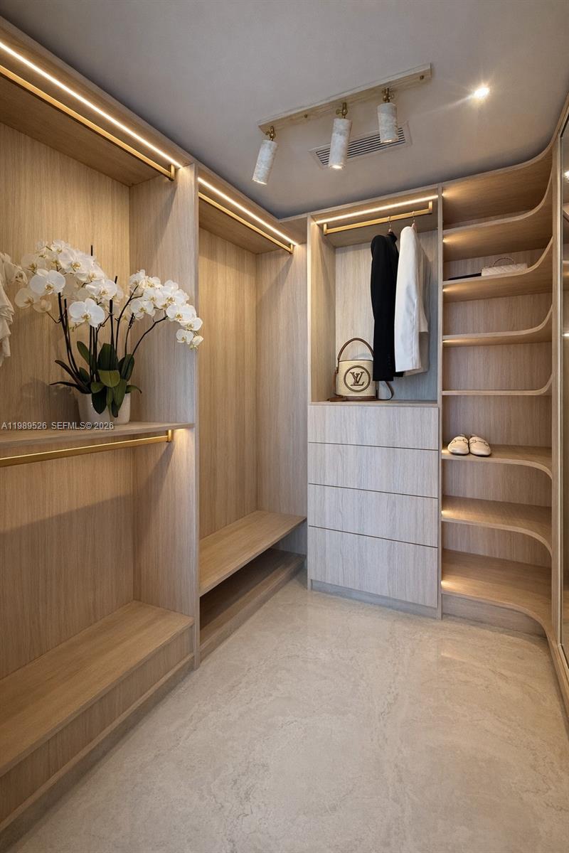 image Mirador 1000 (South Tower)16