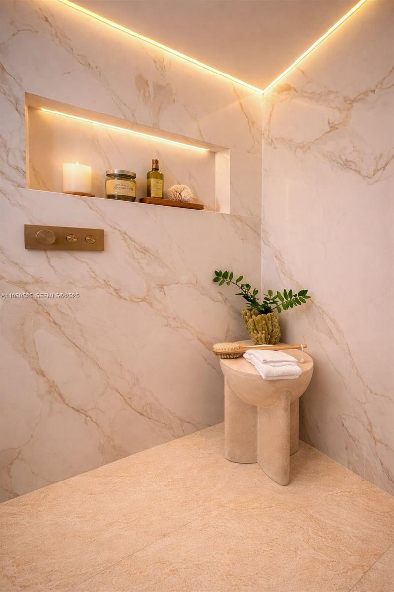 image Mirador 1000 (South Tower)19