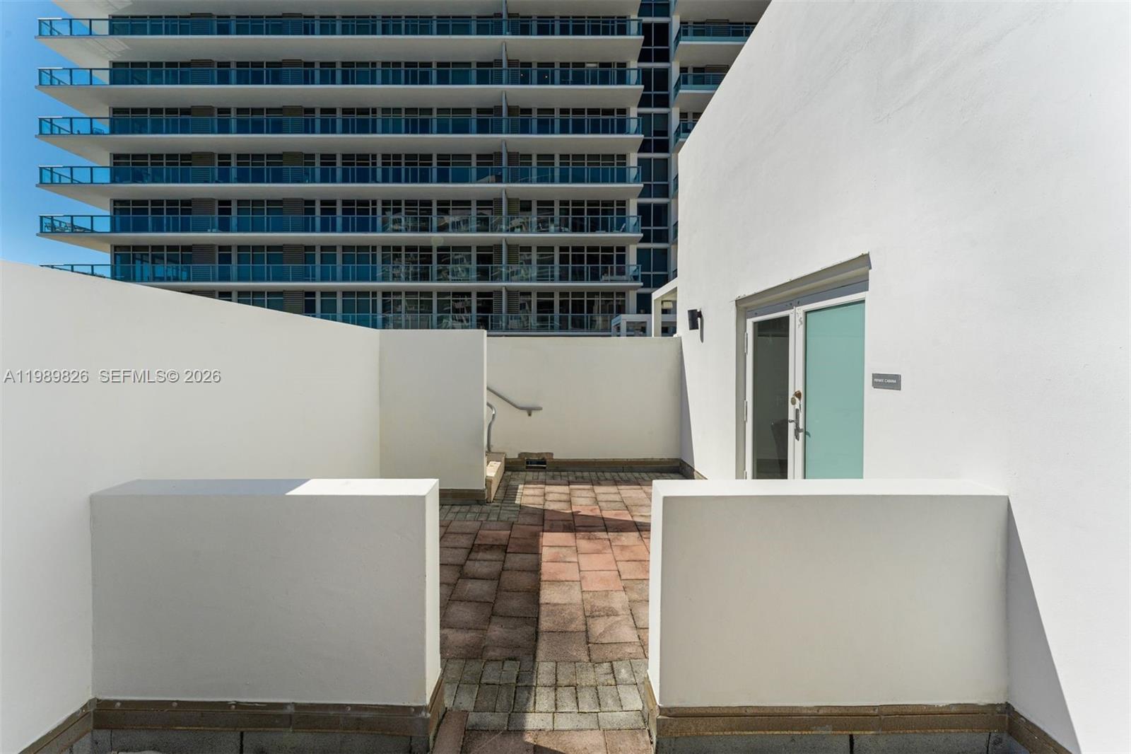 3739 Collins Ave #N-604 Miami Beach, FL 33140