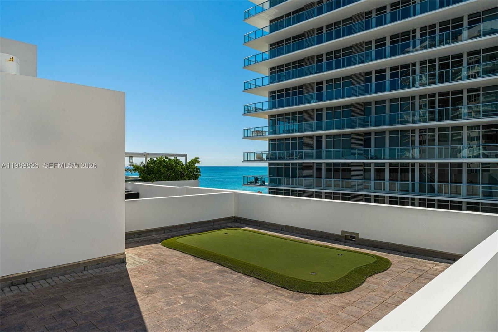 3739 Collins Ave #N-604 Miami Beach, FL 33140