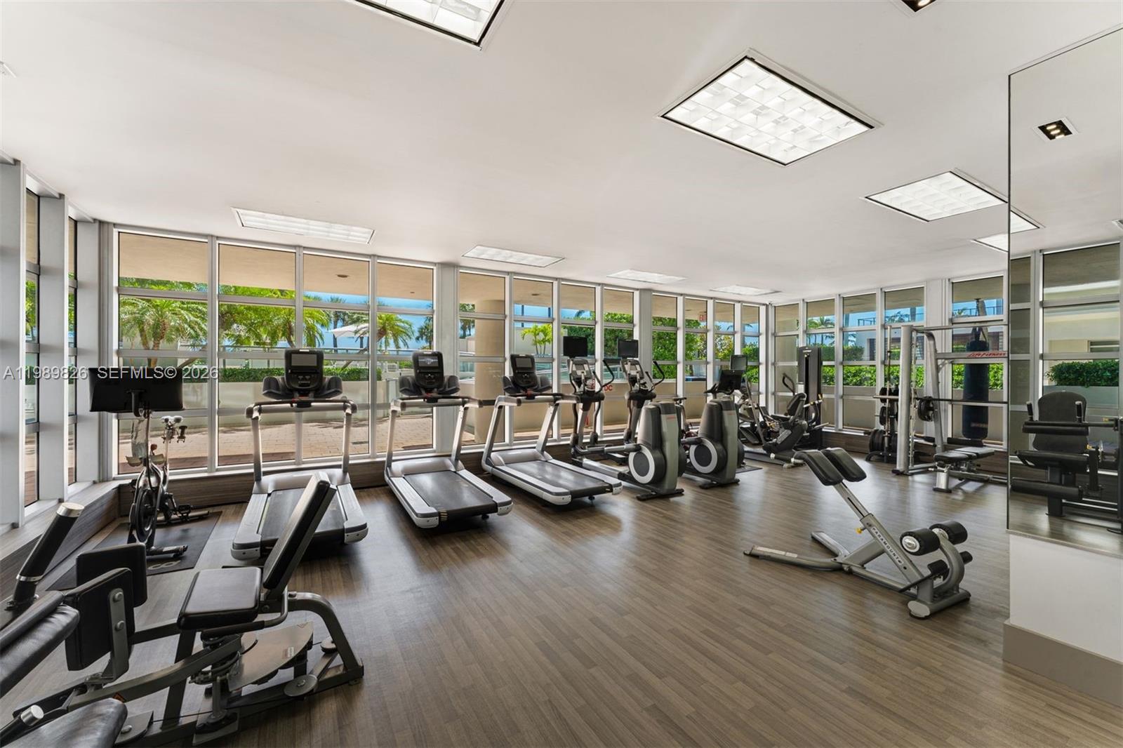 3739 Collins Ave #N-604 Miami Beach, FL 33140