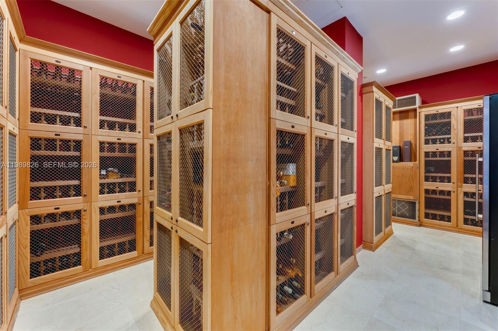 3739 Collins Ave #N-604 Miami Beach, FL 33140