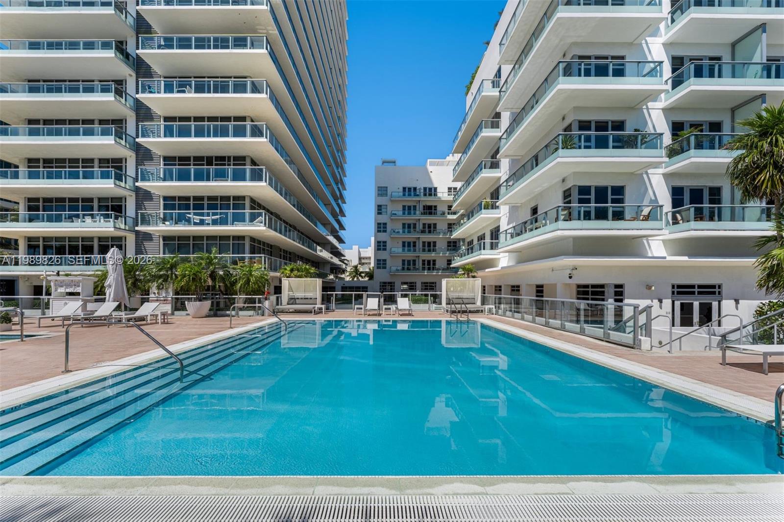 3739 Collins Ave #N-604 Miami Beach, FL 33140