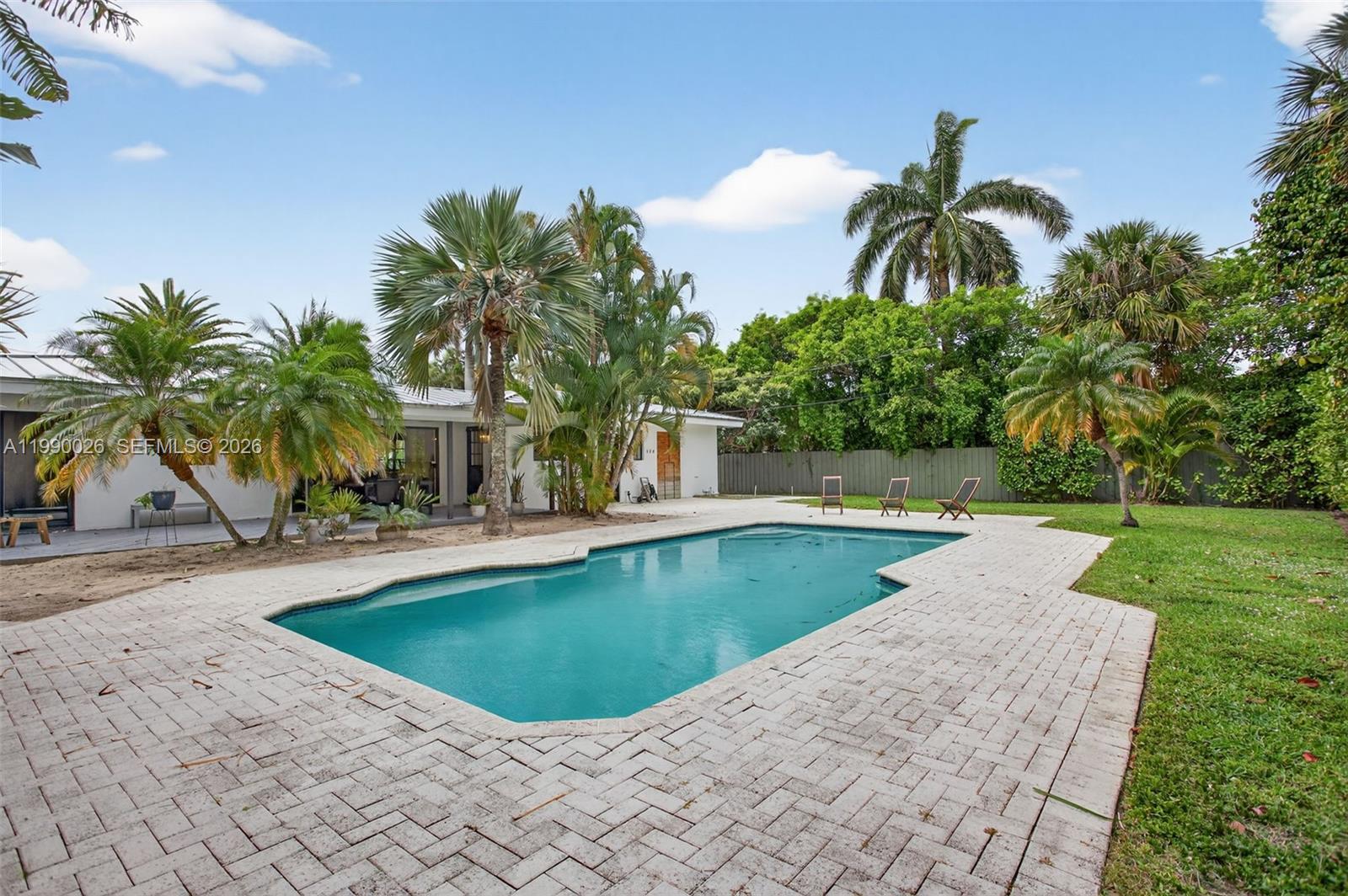 3401 Beacon St Pompano Beach, FL 33062