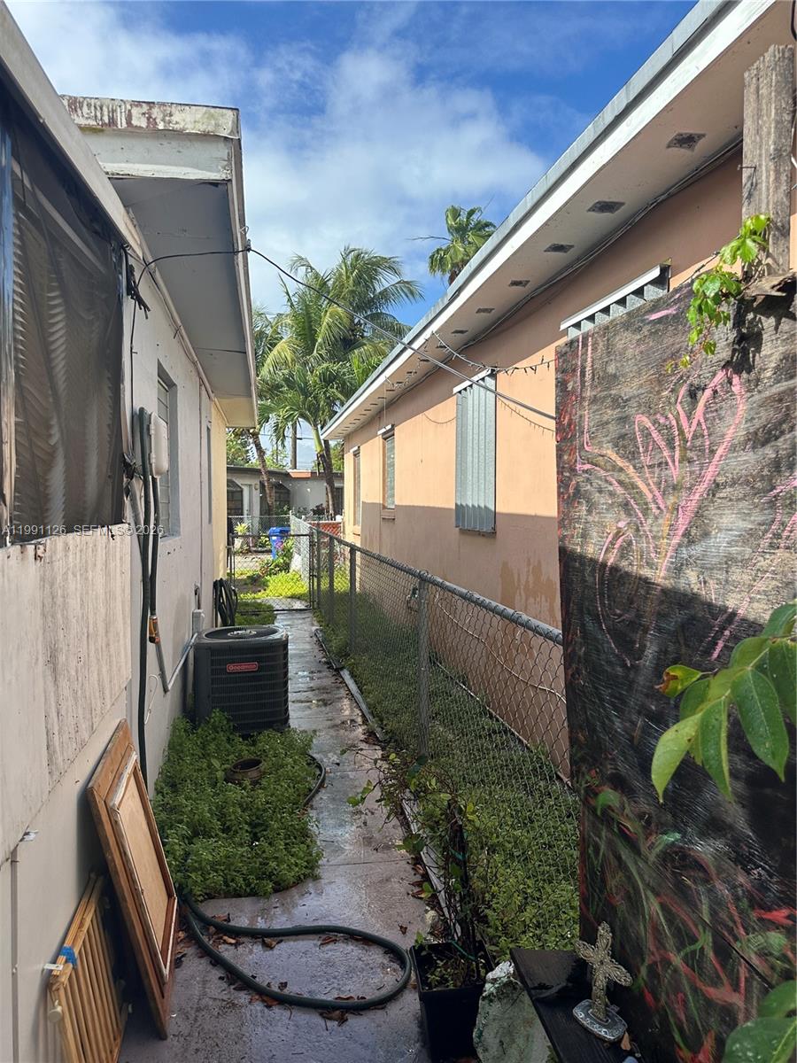 2375 NE 137th St North Miami Beach, FL 33181