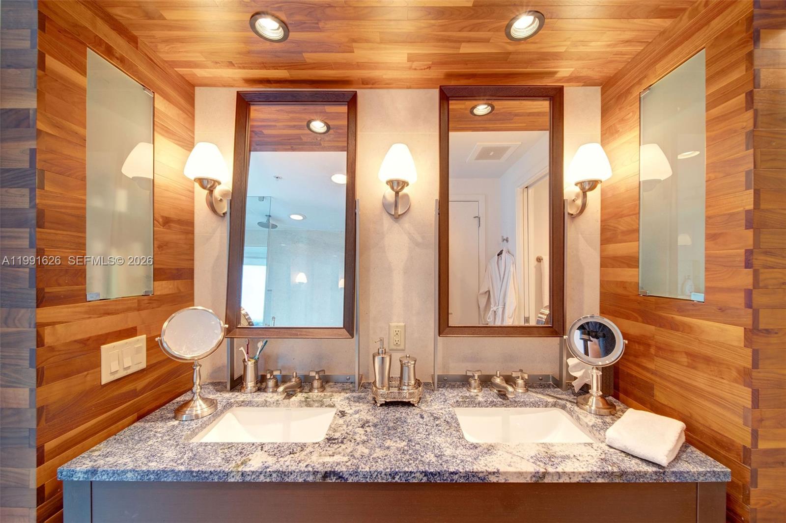 image The Carillon North Tower13