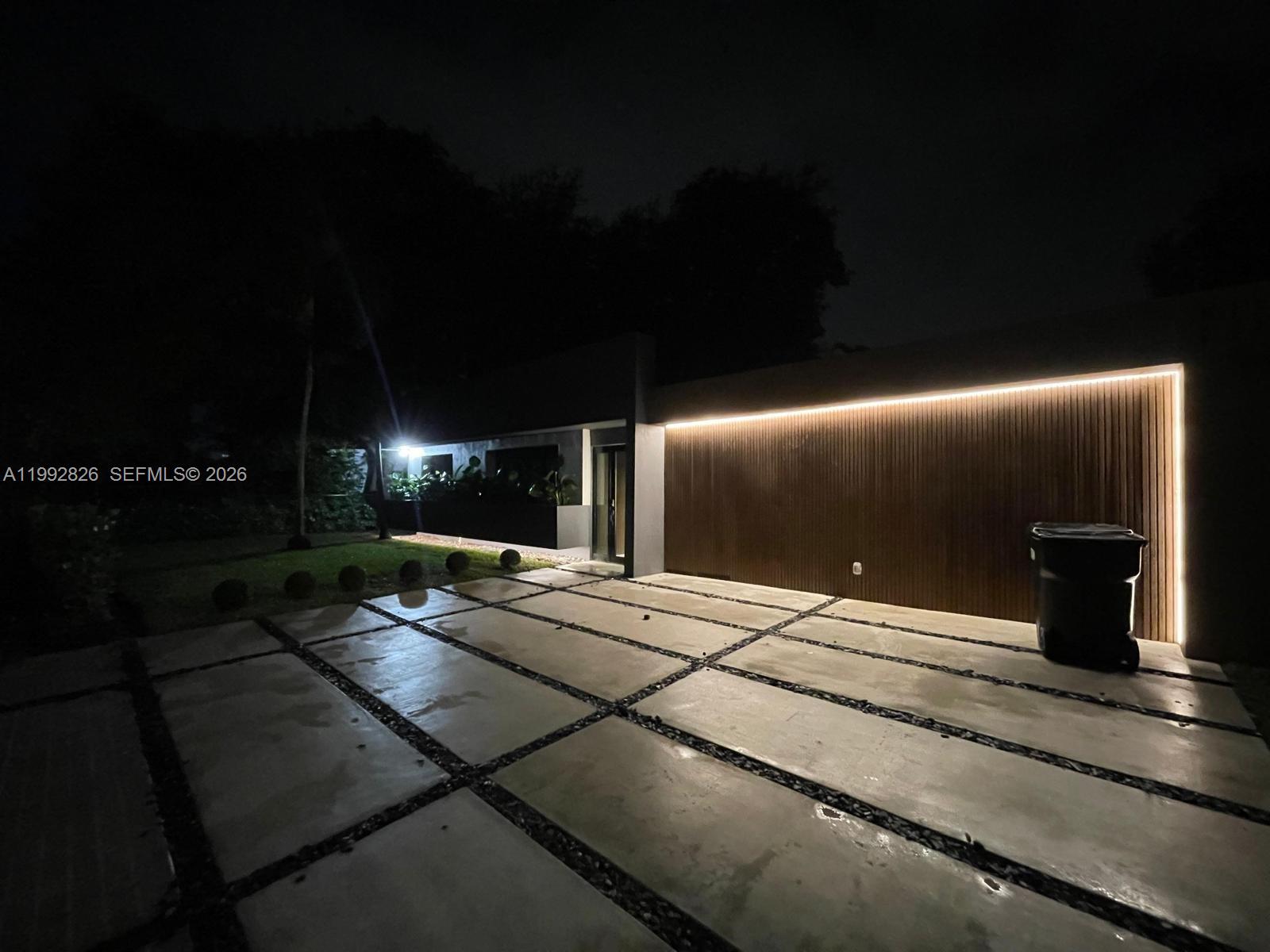 2110 NE 191st Dr North Miami Beach, FL 33179