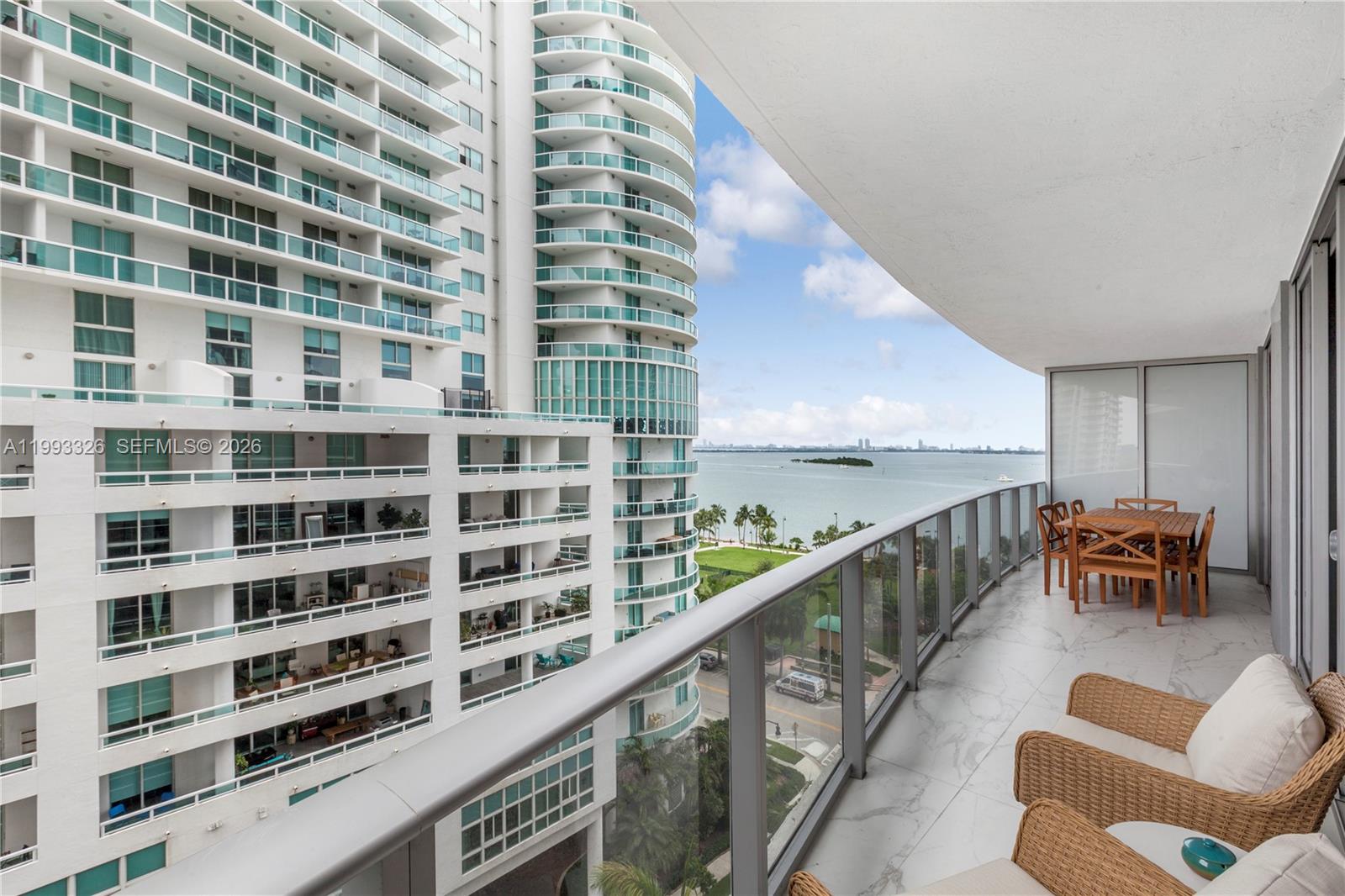 image Aria on the Bay9