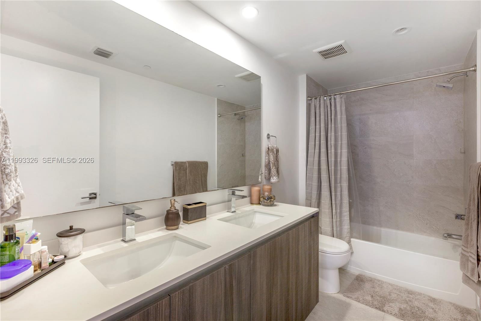 image Aria on the Bay4