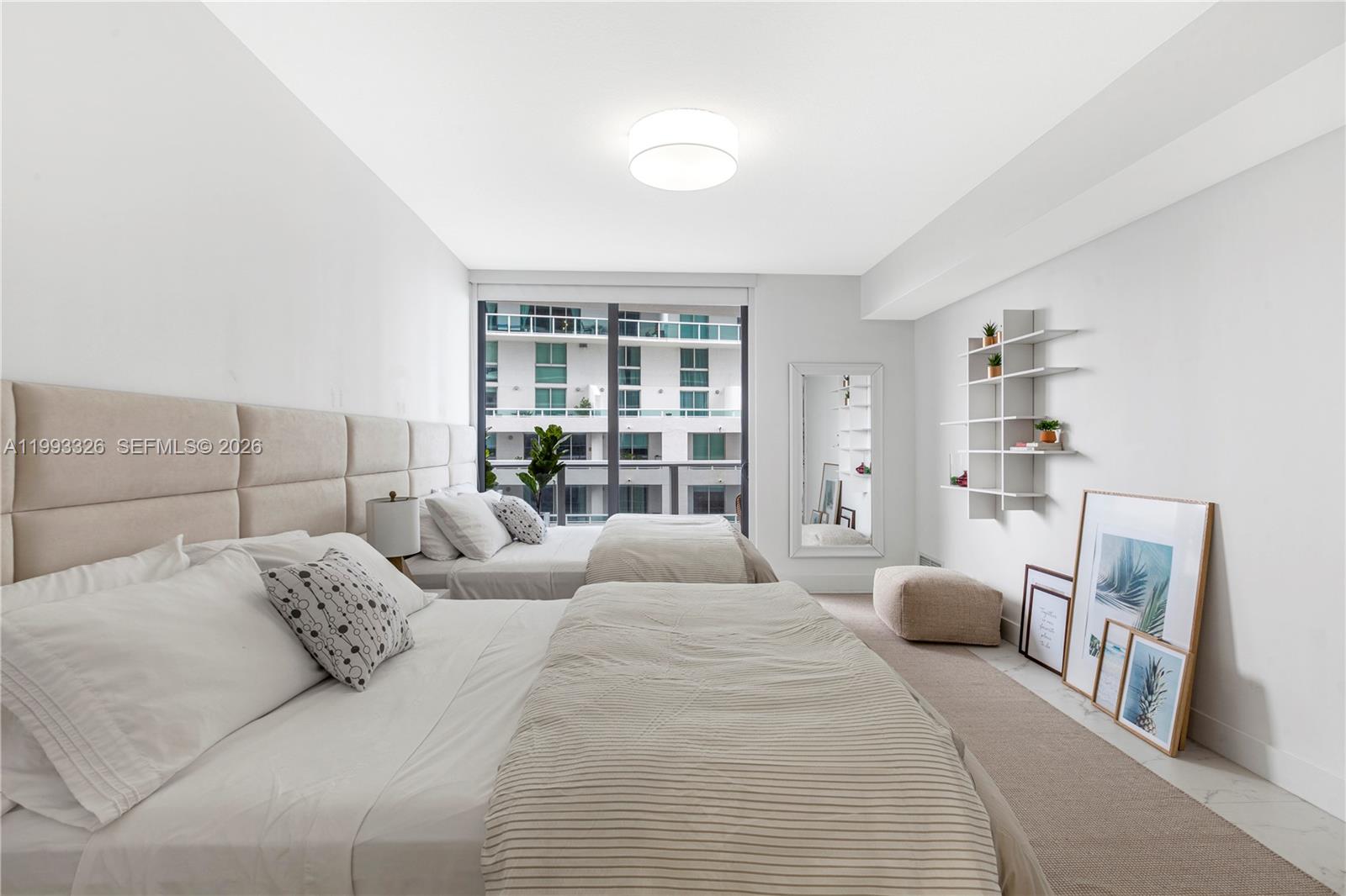 image Aria on the Bay6