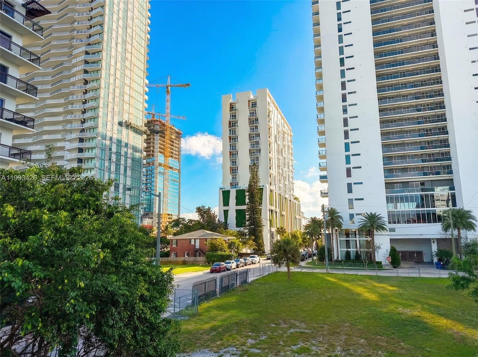 404 NE 27th #1=2A Miami, FL 33137