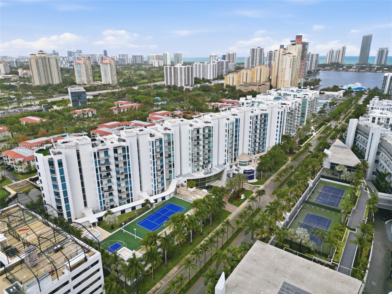 image Uptown Marina Lofts39