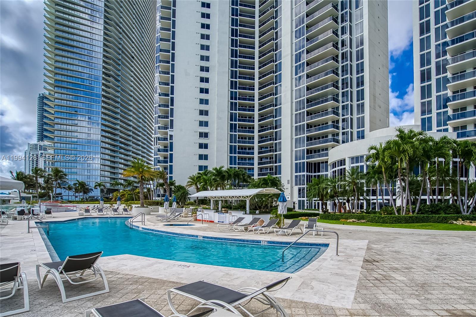 19111 Collins Ave #3307 Sunny Isles Beach, FL 33160