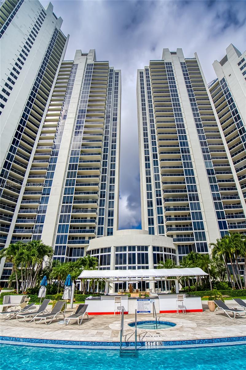 19111 Collins Ave #3307 Sunny Isles Beach, FL 33160