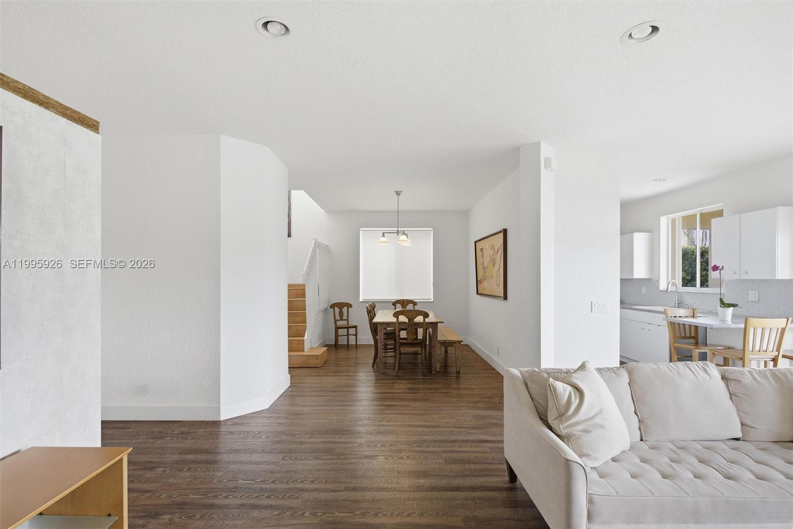 1326 Canary Is Dr Weston, FL 33327