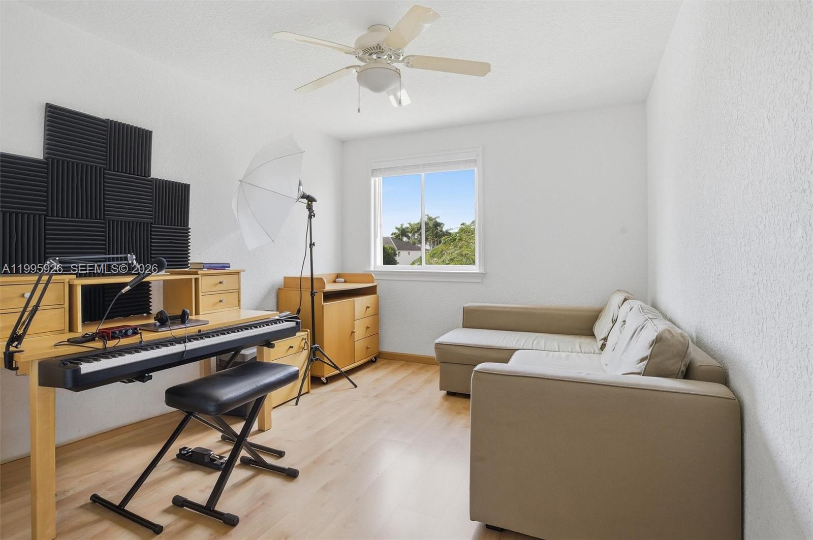 1326 Canary Is Dr Weston, FL 33327